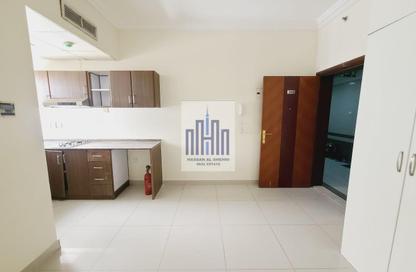 Apartment - Studio - 1 Bathroom for rent in Fire Station Road - Muwaileh - Sharjah