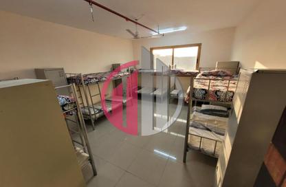 Labor Camp - Studio - 7+ Bathrooms for rent in M-15 - Mussafah Industrial Area - Mussafah - Abu Dhabi