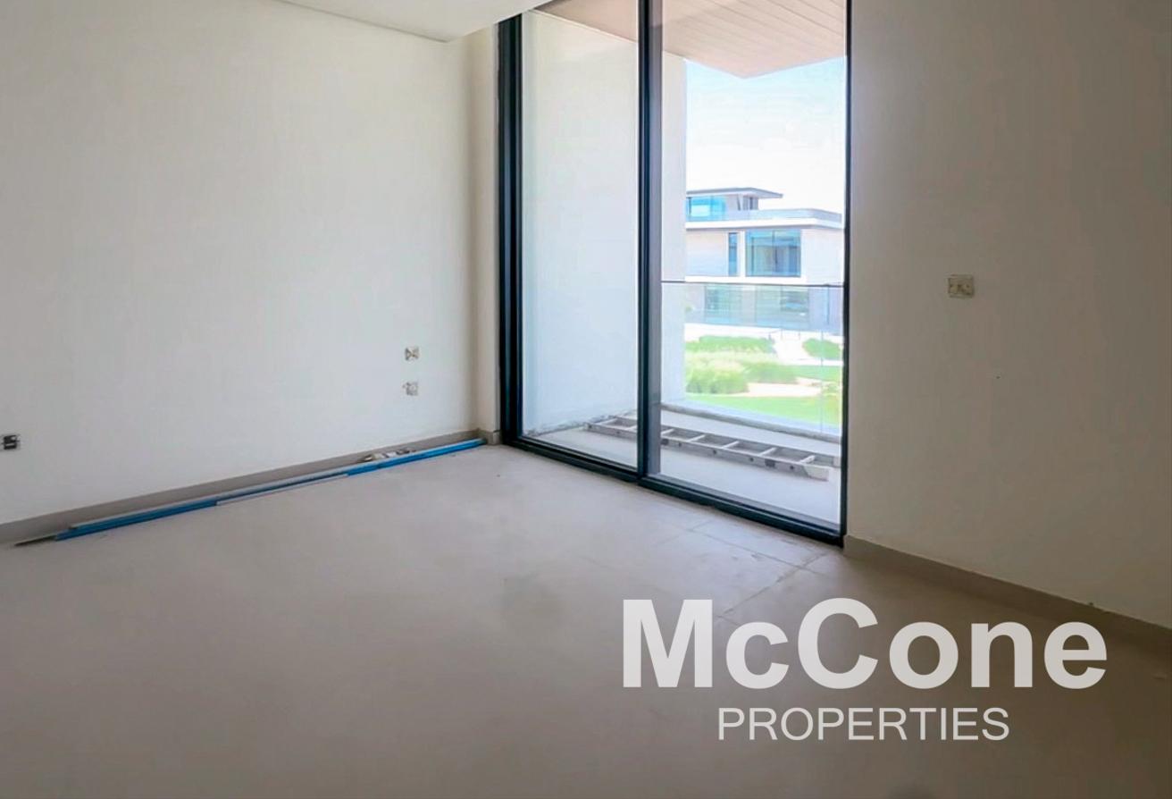 Brand New | Vacant | Spacious Layout photo 9