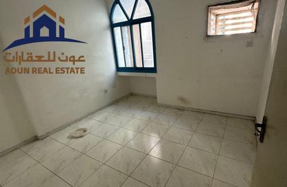 Apartment - 2 Bedrooms - 2 Bathrooms for rent in Rolla Square - Rolla Area - Sharjah