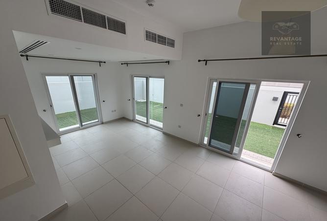 132001279 - Property Image 2