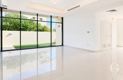 Townhouse - 3 Bedrooms - 4 Bathrooms for rent in Phoenix - Damac Hills - Dubai