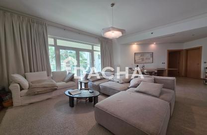 Apartment - 2 Bedrooms - 3 Bathrooms for rent in Al Dabas - Shoreline Apartments - Palm Jumeirah - Dubai