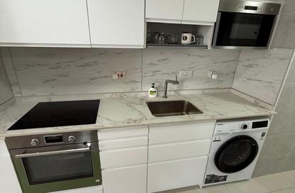 Apartment - Studio - 1 Bathroom for sale in Lake Terrace - JLT Cluster D - Jumeirah Lake Towers - Dubai