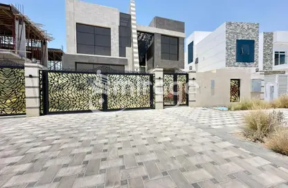 Villa - 4 Bedrooms - 5 Bathrooms for rent in Redwoods - Yas Acres - Yas Island - Abu Dhabi