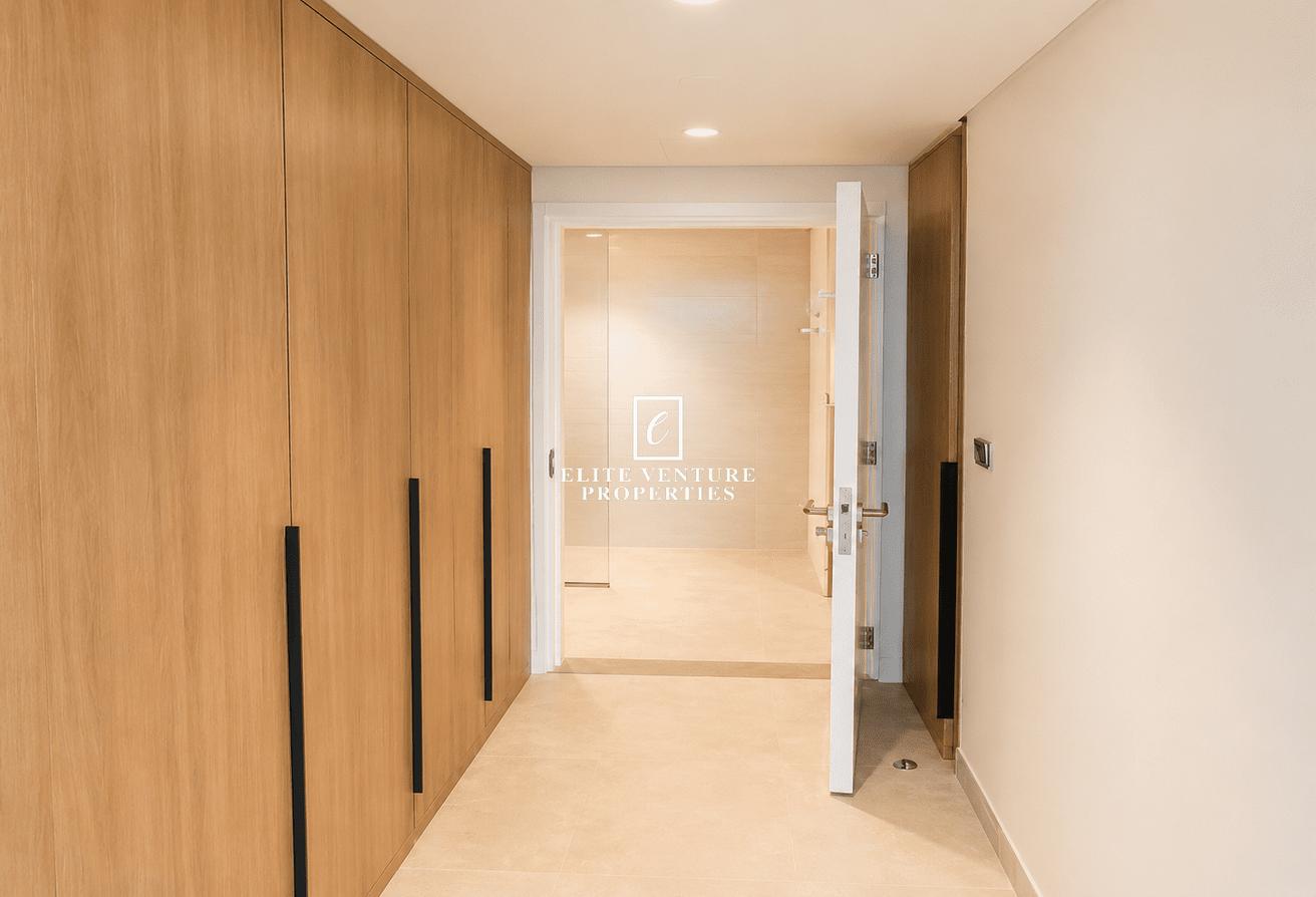 MARINA SKYLINE VIEW | PRIME LOCTAION | SPACIOUS photo 6