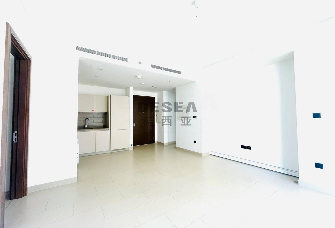 Community View | Prime Location | Vacant photo 5