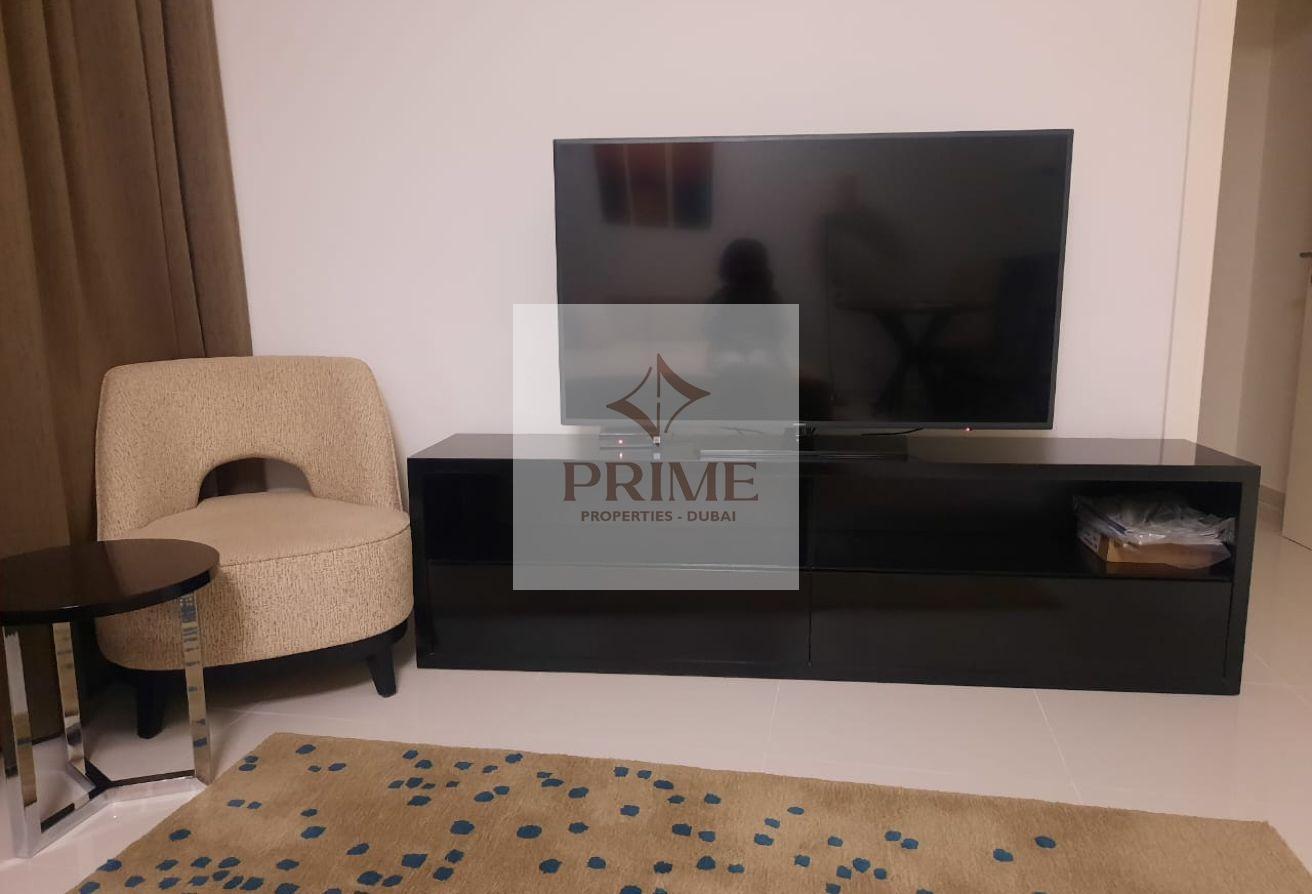 Pool View | High Floor | Fully Furnished photo 6