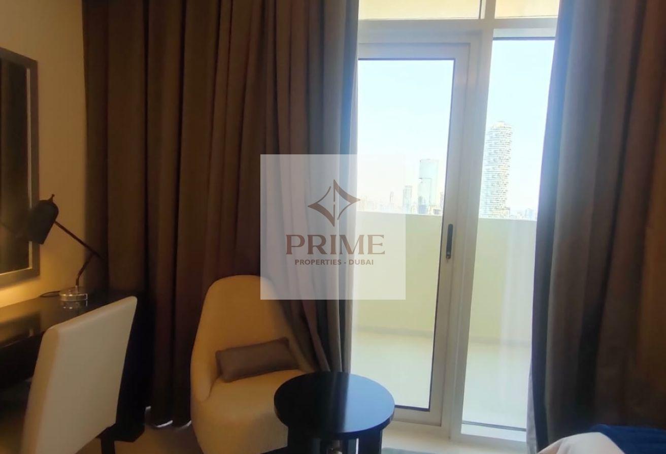 Pool View | High Floor | Fully Furnished photo 5