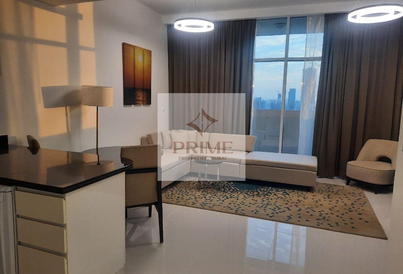 Pool View | High Floor | Fully Furnished photo 2