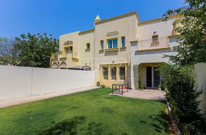 فيلا - 3 غرف نوم - 4 حمامات للايجار في الينابيع 3 - الينابيع - دبي