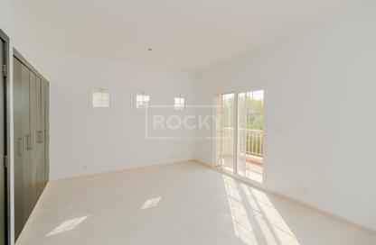 Villa - 3 Bedrooms - 4 Bathrooms for rent in Springs 3 - The Springs - Dubai