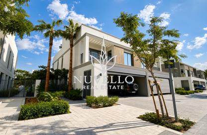 Villa - 4 Bedrooms - 5 Bathrooms for sale in Aura Gardens - Tilal Al Ghaf - Dubai