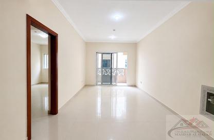 Apartment - 1 Bedroom - 2 Bathrooms for rent in Muwaileh 29 Building - Muwaileh - Sharjah