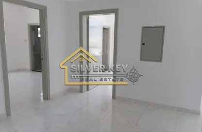 Apartment - 3 Bedrooms - 4 Bathrooms for rent in Al Qulaya'ah - Al Sharq - Sharjah