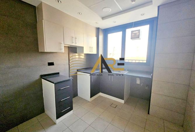 136200217 - Property Image 3