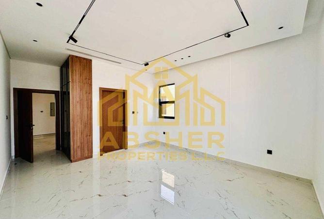 70700089 - Property Image 3