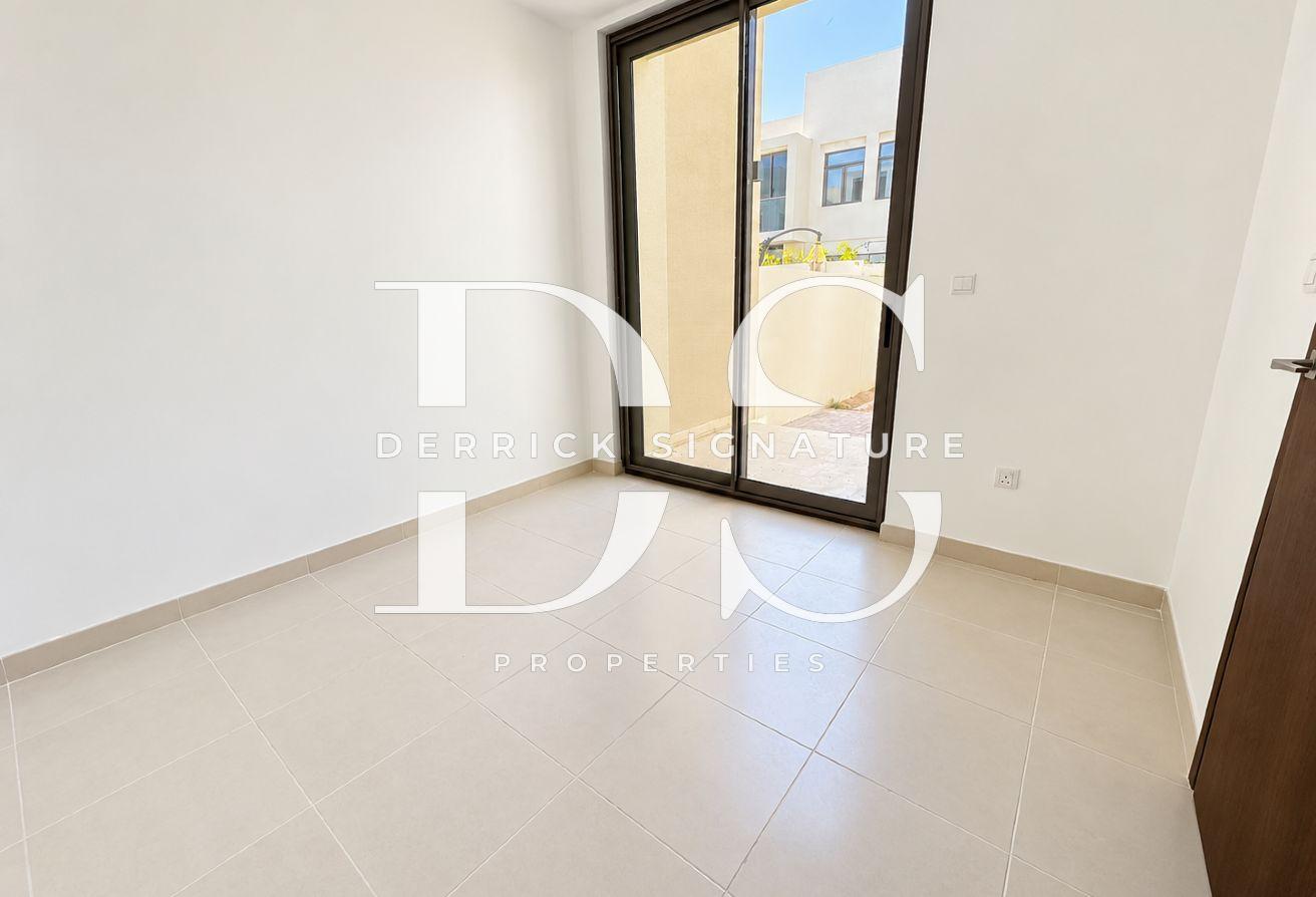 3BR plus Maid's and Study | Landscaped | Vacant photo 8