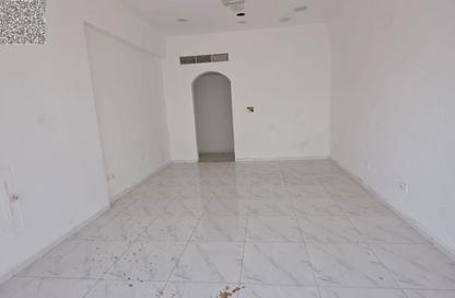 Shop - Studio - 1 Bathroom for rent in Abna Saqer Building - Al Hamidiya 1 - Al Hamidiya - Ajman