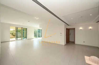 Villa - 4 Bedrooms - 4 Bathrooms for rent in Legacy Nova Villas - District 9 - Jumeirah Park - Dubai