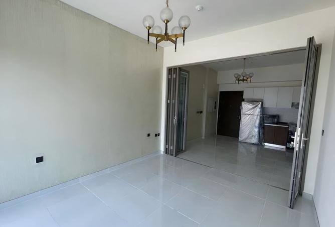 121989537 - Property Image 3