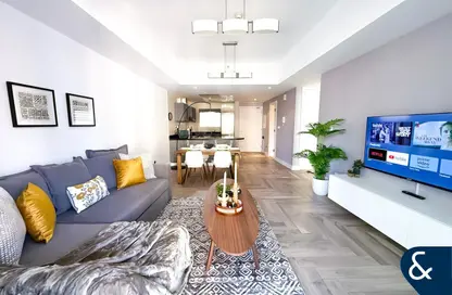 Apartment - 1 Bedroom - 2 Bathrooms for sale in The Waves Tower A - The Waves - Dubai Marina - Dubai