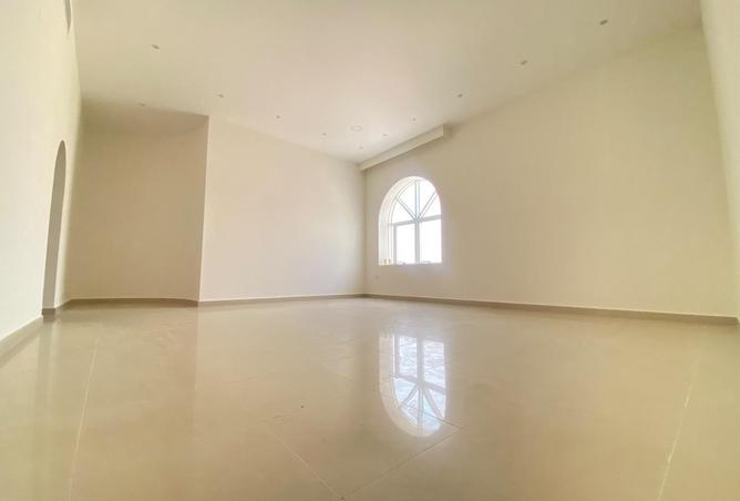 138786359 - Property Image 3