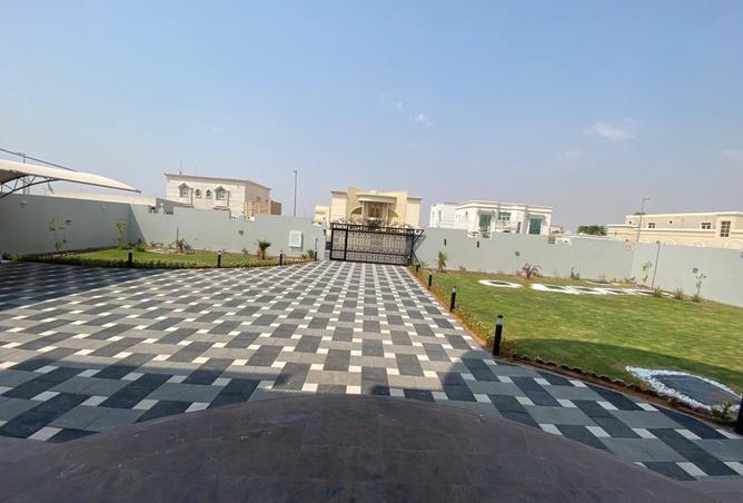 138786359 - Property Image 2