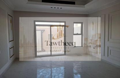 Townhouse - 4 - 6 for sale in Al Zaheya Gardens - Al Zahya - Ajman