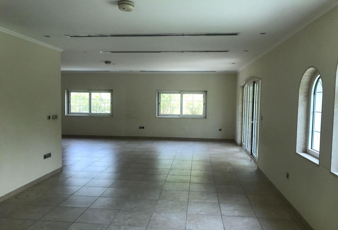 Legacy Large Corner Unit | Community View | Vacant photo 14