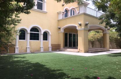 Villa - 3 - 4 for rent in District 7 - Jumeirah Park - Dubai Villa - 3 - 4 for rent in District 7 - Jumeirah Park - Dubai