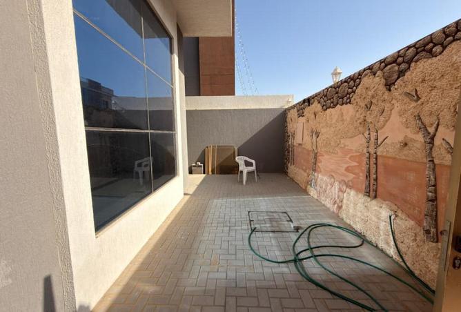 82382981 - Property Image 3