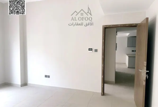 153759900 - Property Image 3