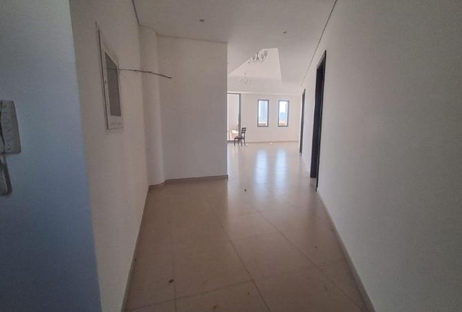 74234077 - Property Image 2