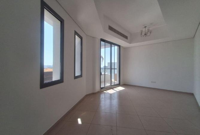 74234077 - Property Image 3