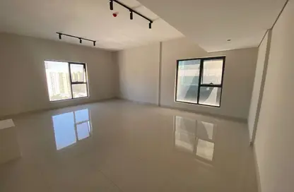 شقة - 3 غرف نوم - 3 حمامات للايجار في أبراج غلفا - الراشدية 1 - الراشدية - عجمان