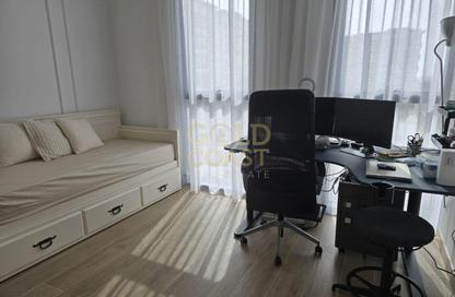 Apartment - 2 Bedrooms - 2 Bathrooms for rent in The Regent - Town Square - Dubai Apartment - 2 Bedrooms - 2 Bathrooms for rent in The Regent - Town Square - Dubai