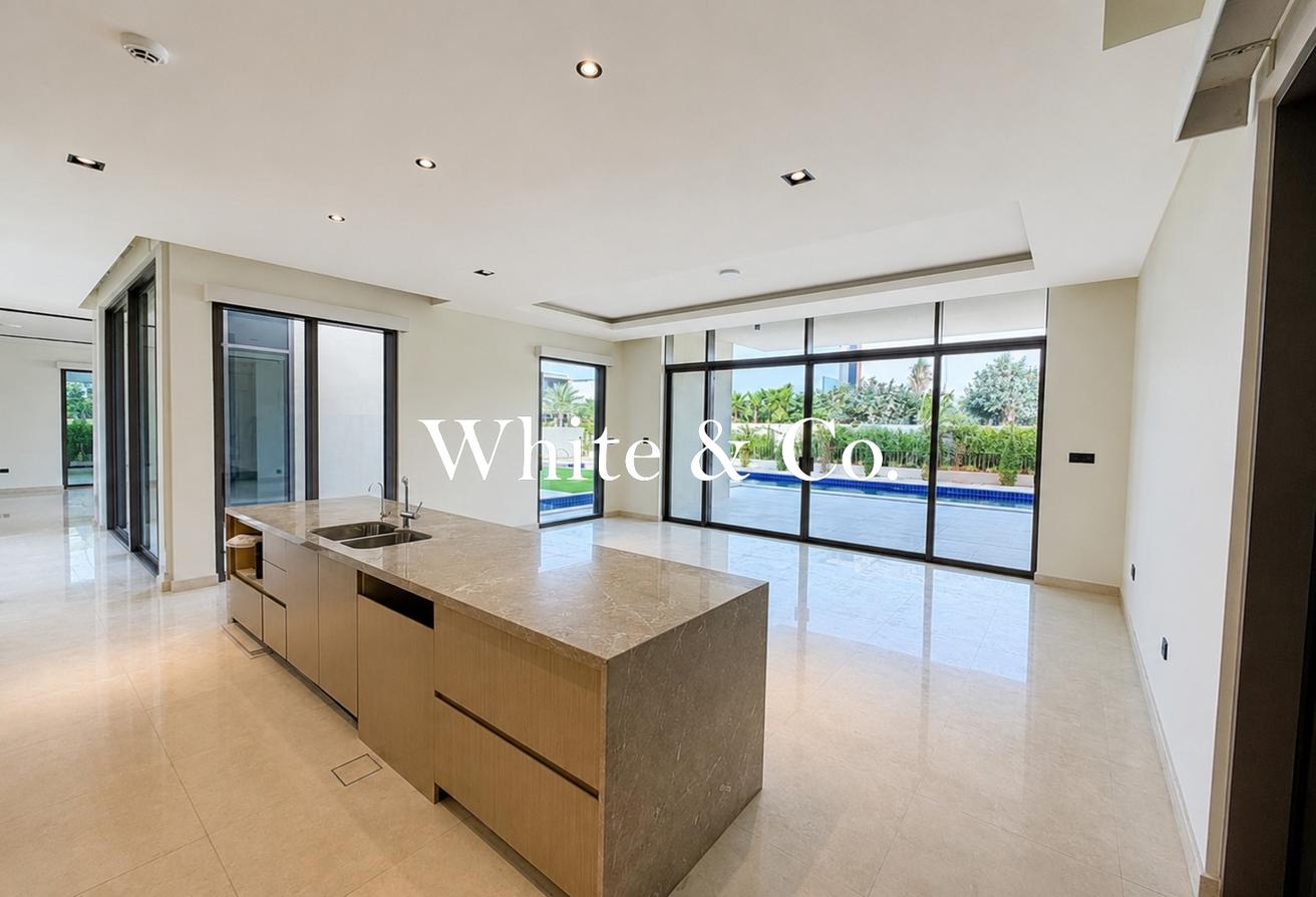 Burj Views | Big Garden | Corner Location photo 6