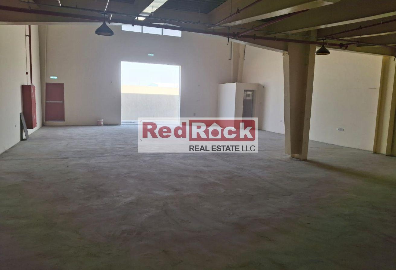 Warehouse Ideal for All Activity with 18 KW