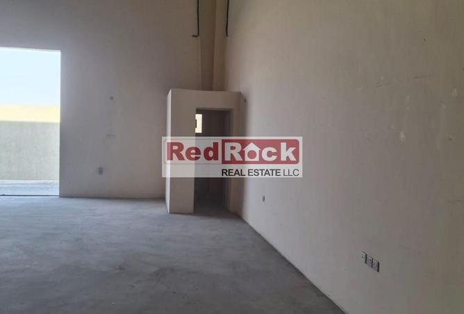 69096790 - صورة العقار 3