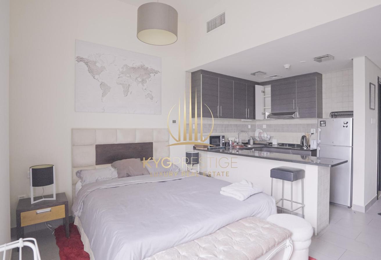Ready to Move | High-Floor Furnished Studio | Open View photo 4