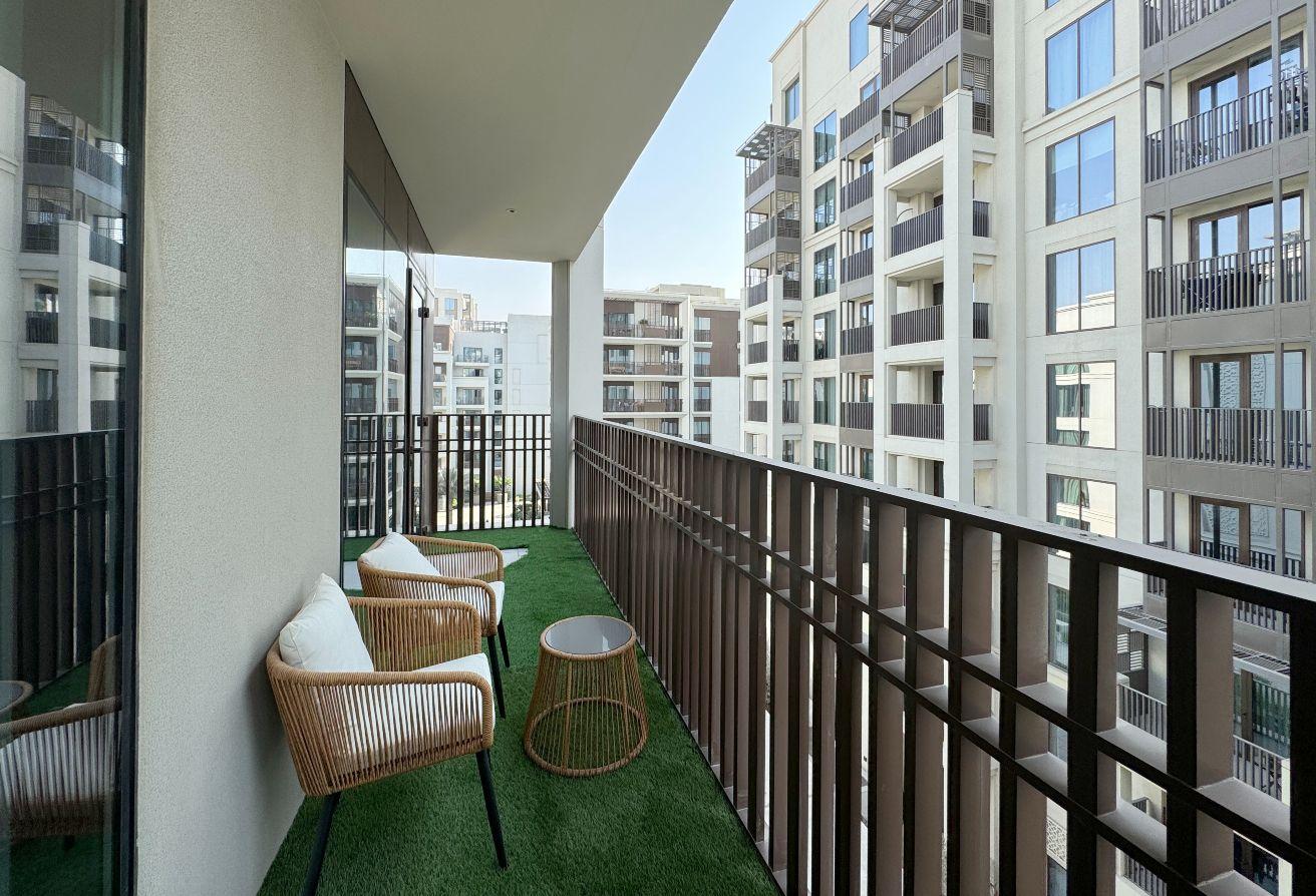 Creek Beach access | Modern interiors | DCH photo 16