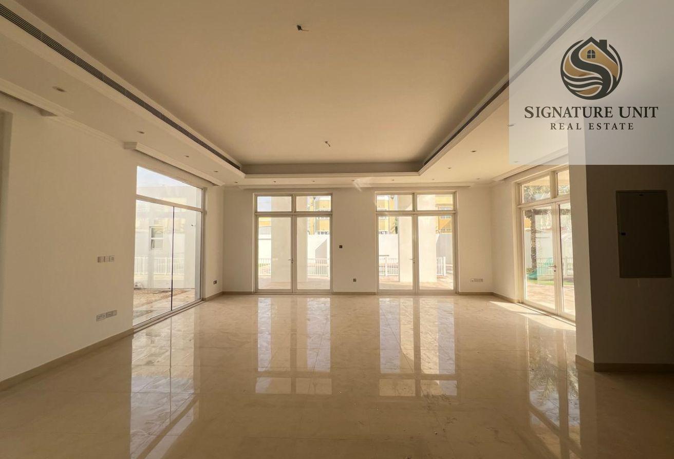 BRAND NEW 5BR VILLA | POOL | GARDEN | PARKING photo 4