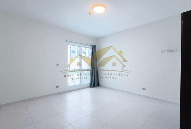 74233971 - Property Main Image