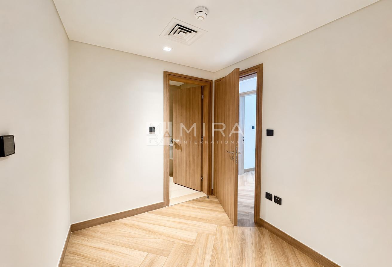 Brand New I Corner Unit | Unobstructed View photo 14