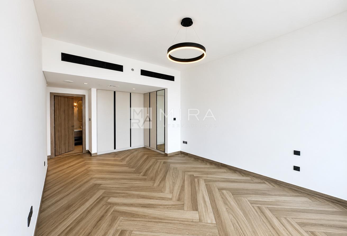 Brand New I Corner Unit | Unobstructed View photo 10