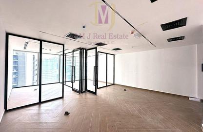 Office Space - Studio - 1 Bathroom for rent in The Binary Tower - Business Bay - Dubai