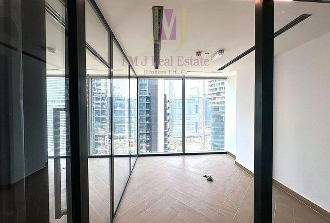 120163556 - Property Image 3