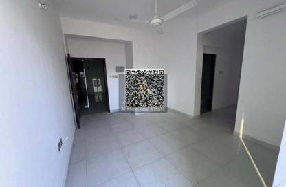 Apartment - 1 Bedroom - 2 Bathrooms for rent in Al Khail Tower 2 - Al Khail Towers - Ajman Downtown - Ajman