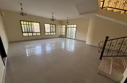 فيلا - 4 غرف نوم - 6 حمامات للايجار في جفير جديد - فلج هزاع - العين